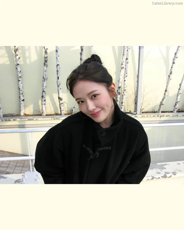 An Yujin photo 12 of 771