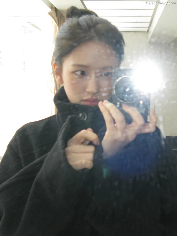 An Yujin photo 14 of 771