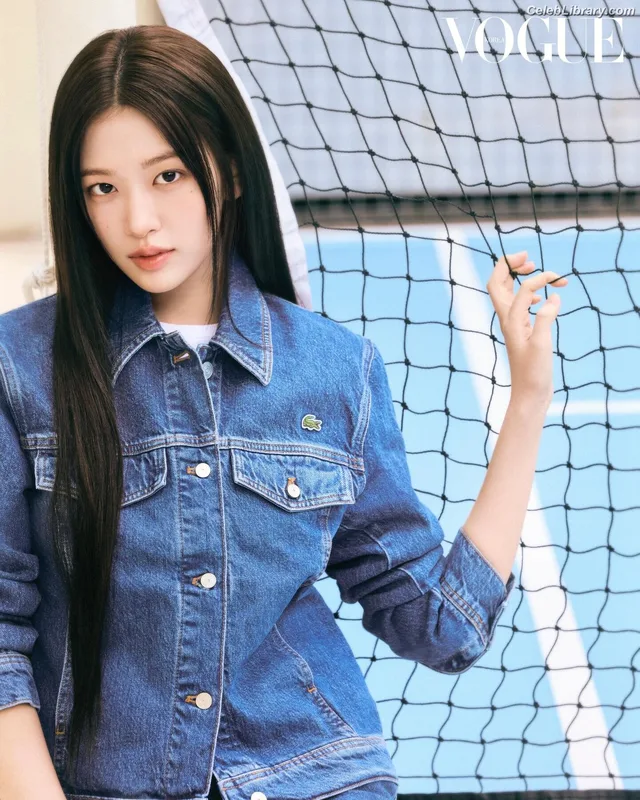 An Yujin photo 17 of 771