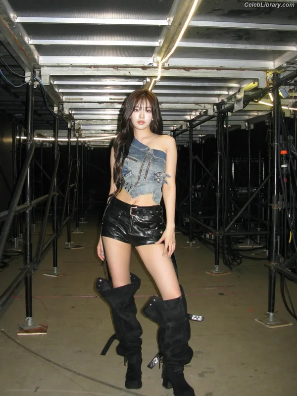 An Yujin photo 1 of 771
