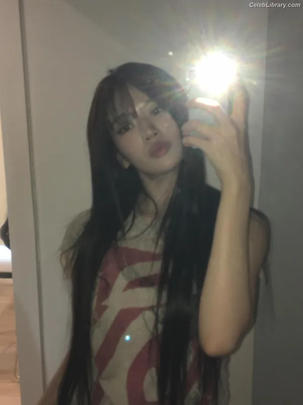 An Yujin photo 20 of 771