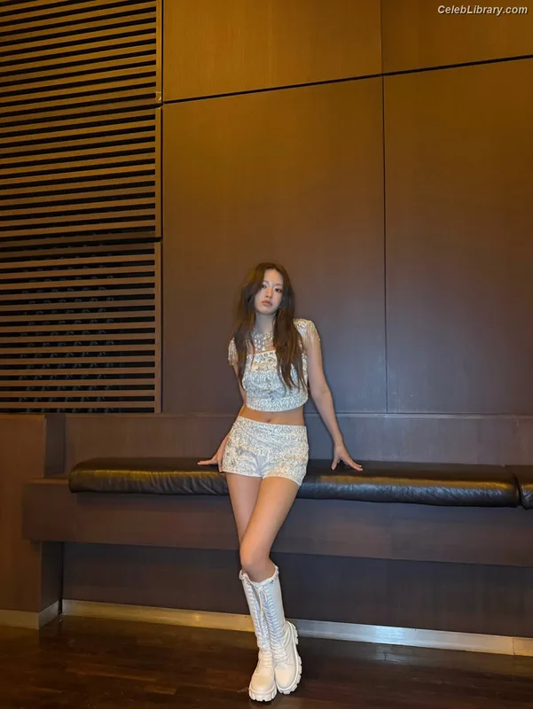 An Yujin photo 12 of 771