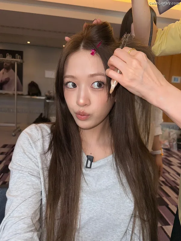 An Yujin photo 13 of 771
