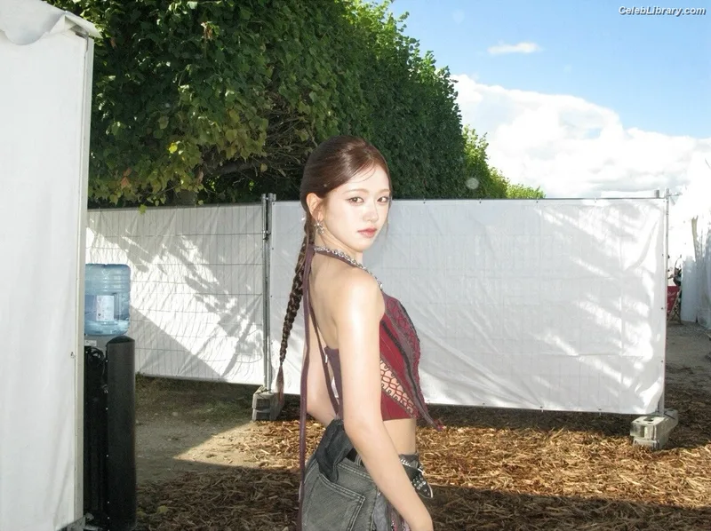 An Yujin photo 4 of 771