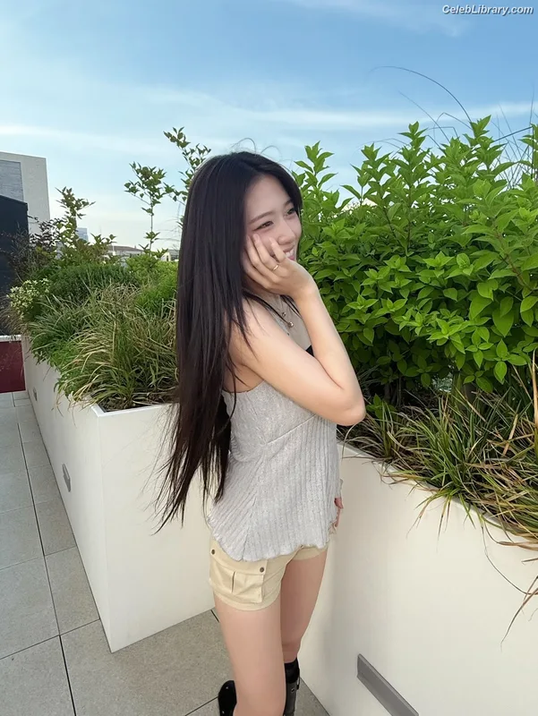 An Yujin photo 23 of 771