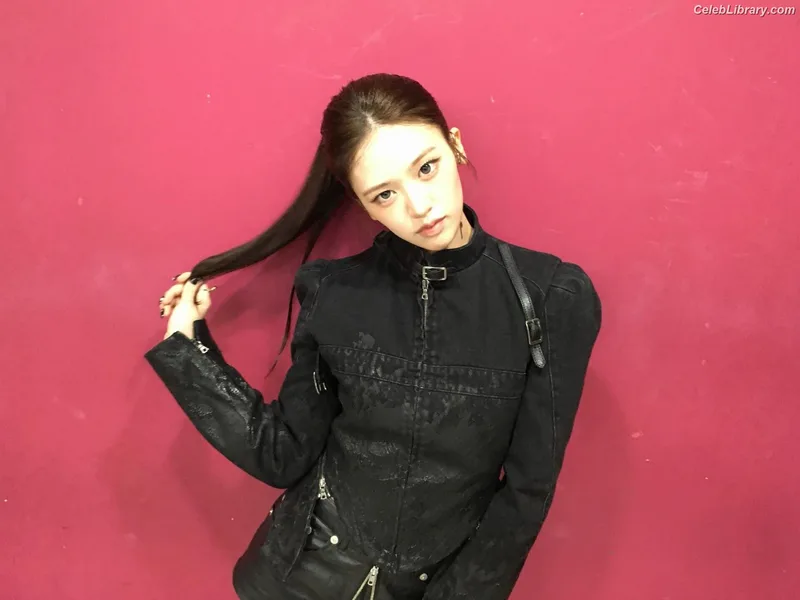 An Yujin photo 23 of 771