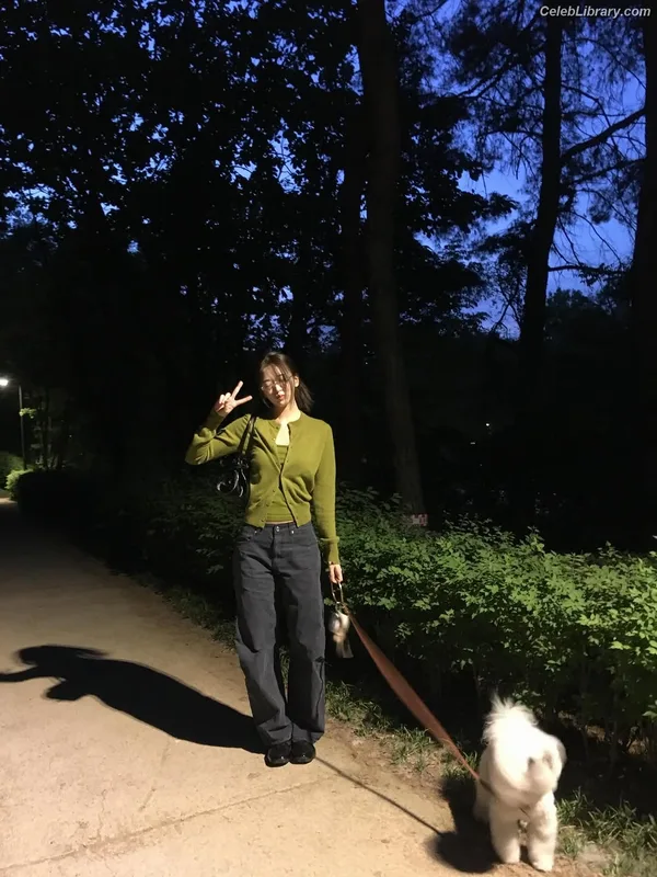 An Yujin photo 9 of 771