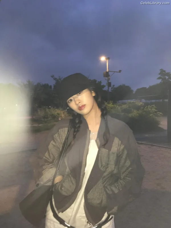 An Yujin photo 11 of 771
