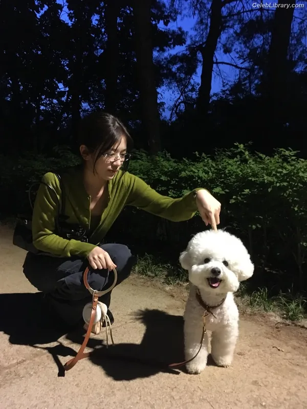 An Yujin photo 15 of 771