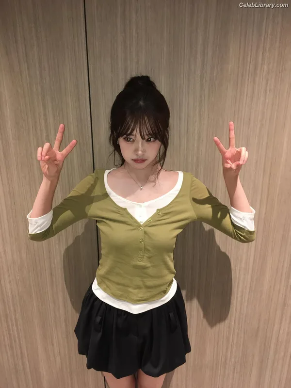 An Yujin photo 19 of 771