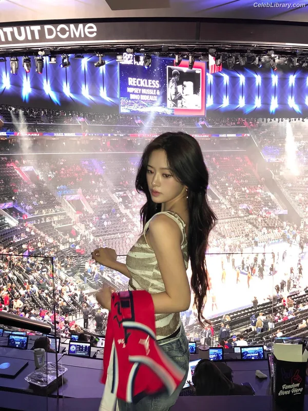An Yujin photo 16 of 771