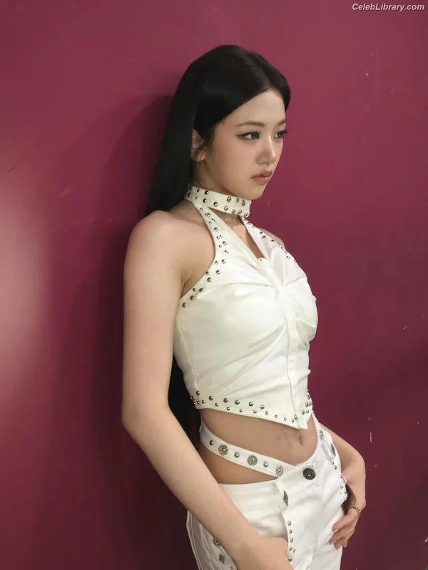 An Yujin photo 18 of 771