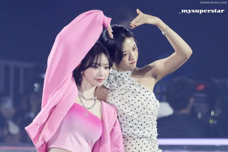An Yujin photo 22 of 771