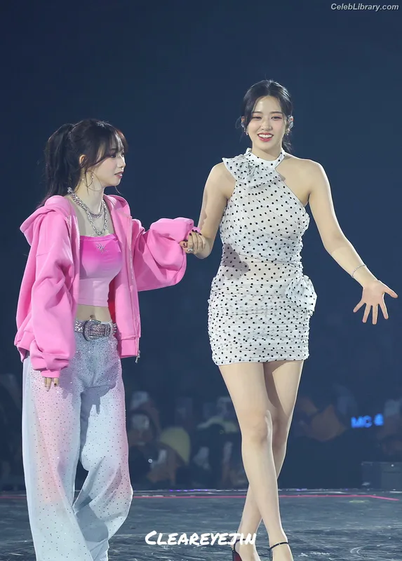 An Yujin photo 22 of 771