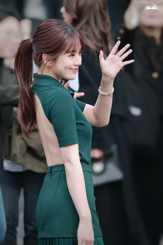 An Yujin photo 19 of 771