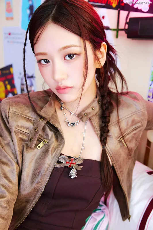An Yujin photo 22 of 771