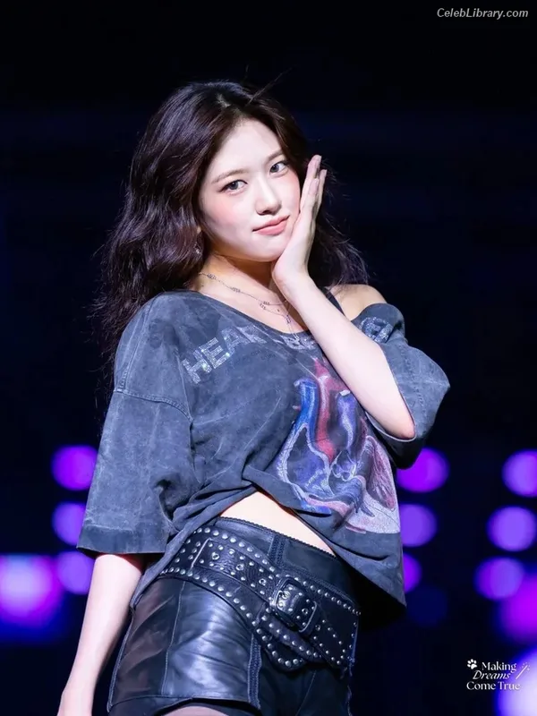 An Yujin photo 7 of 771