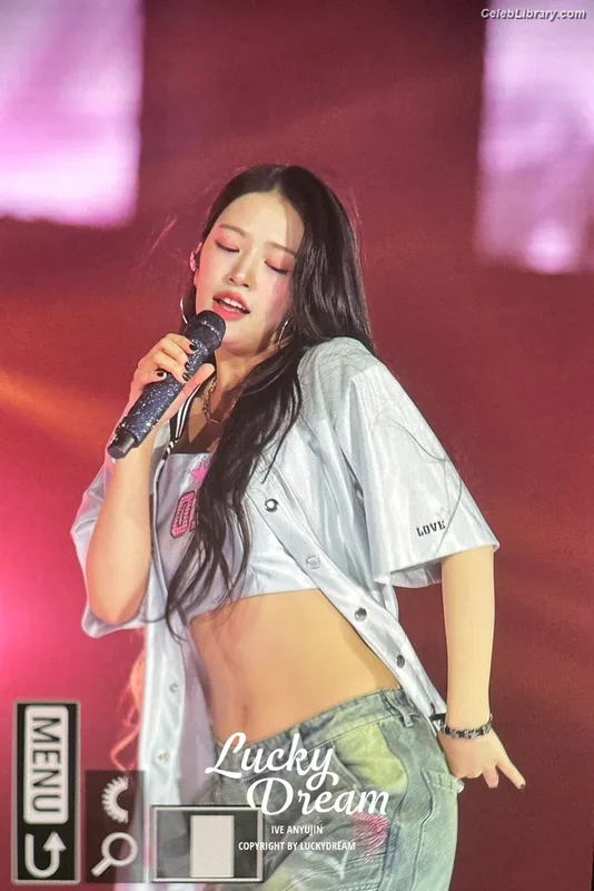 An Yujin photo 4 of 771
