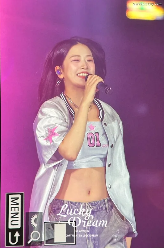 An Yujin photo 6 of 771