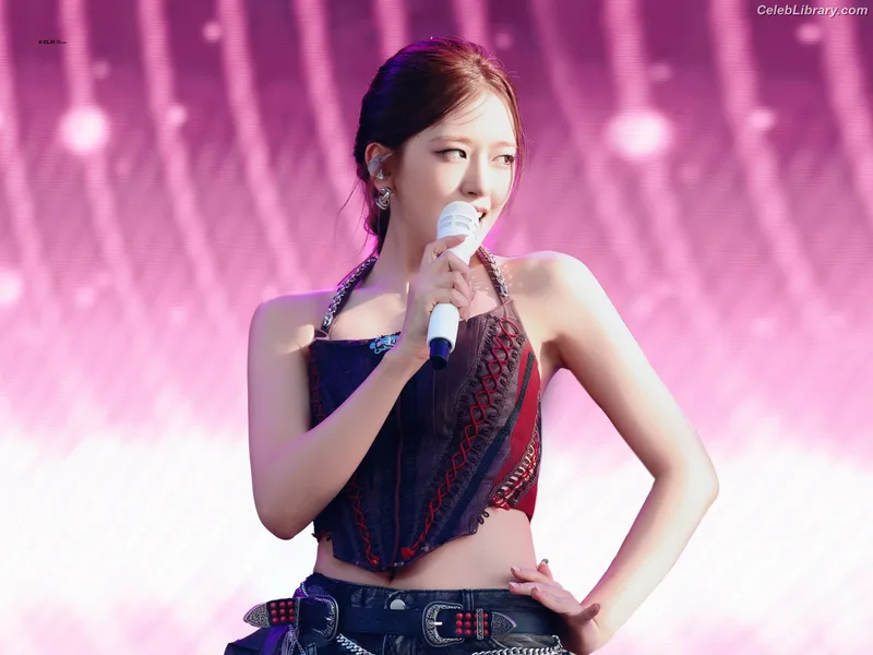 An Yujin photo 13 of 771