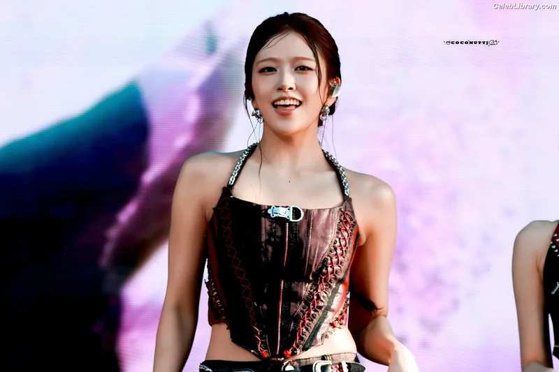 An Yujin photo 16 of 771