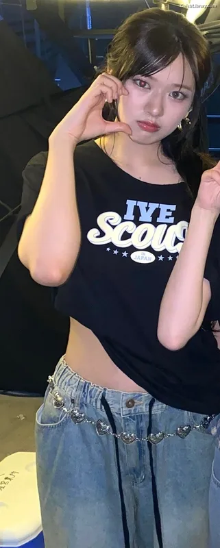 An Yujin photo 1 of 771