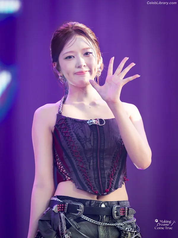 An Yujin photo 14 of 771