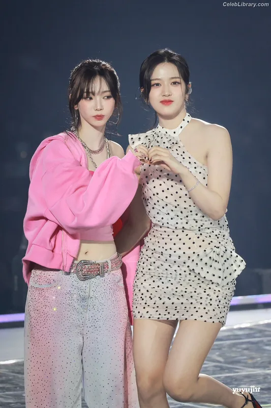 An Yujin photo 10 of 771