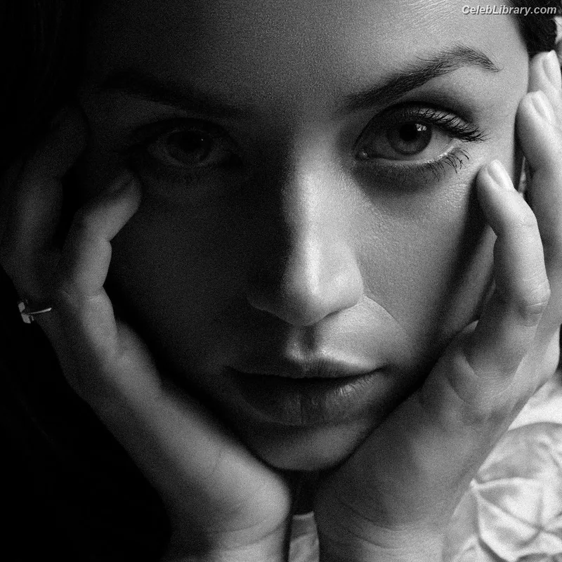 Ana de Armas photo 23 of 3418