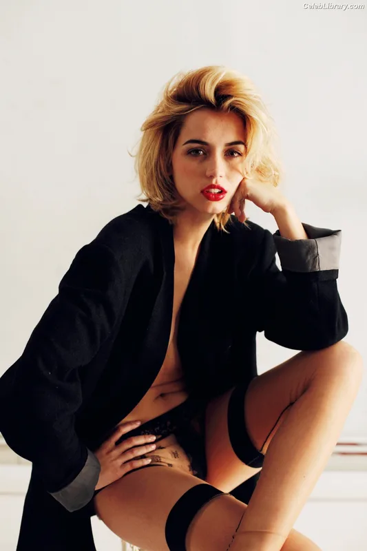 Ana de Armas photo 16 of 3418