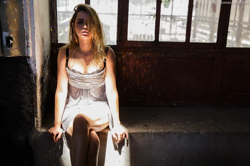 Ana de Armas photo 6 of 3418