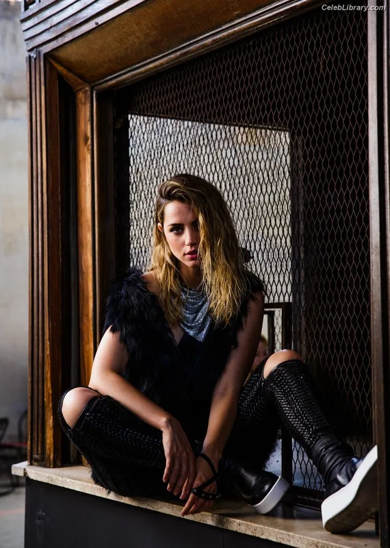 Ana de Armas photo 19 of 3418
