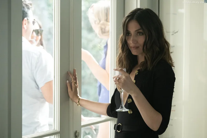 Ana de Armas photo 8 of 3418