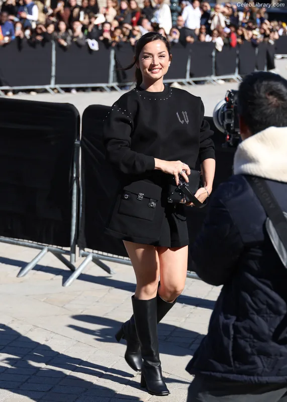 Ana de Armas photo 13 of 3418