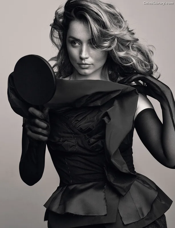Ana de Armas photo 14 of 3418