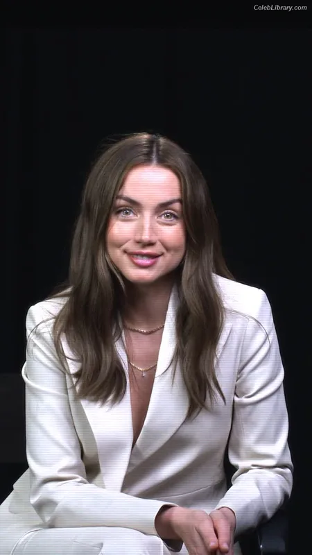Ana de Armas photo 14 of 3418