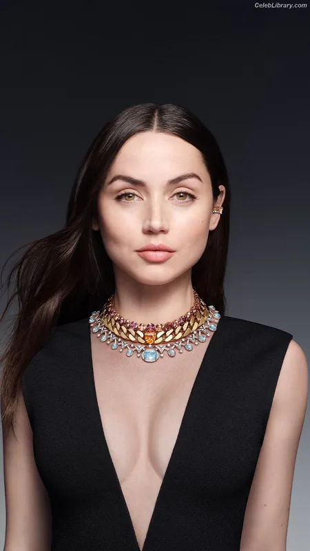 Ana de Armas photo 22 of 3418