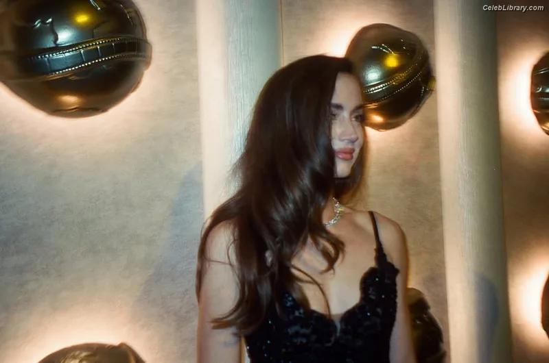 Ana de Armas photo 21 of 3418