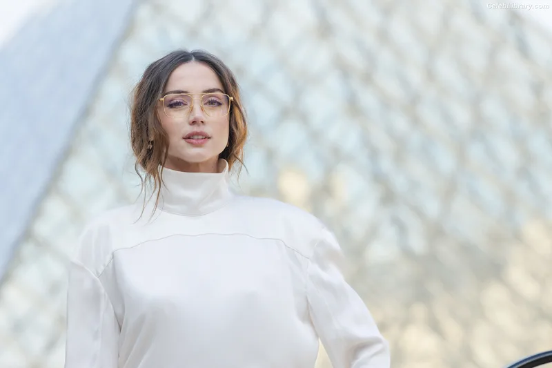Ana de Armas photo 23 of 3418