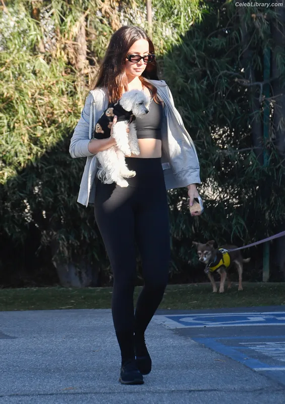 Ana de Armas photo 15 of 3418
