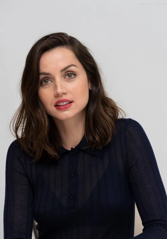 Ana de Armas photo 16 of 3418