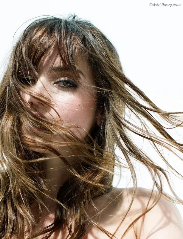 Ana de Armas photo 17 of 3418