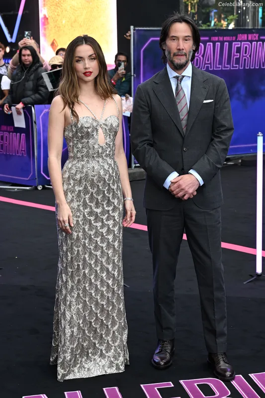 Ana de Armas photo 20 of 3418