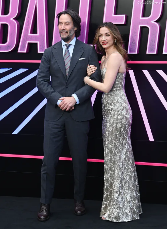 Ana de Armas photo 2 of 3418