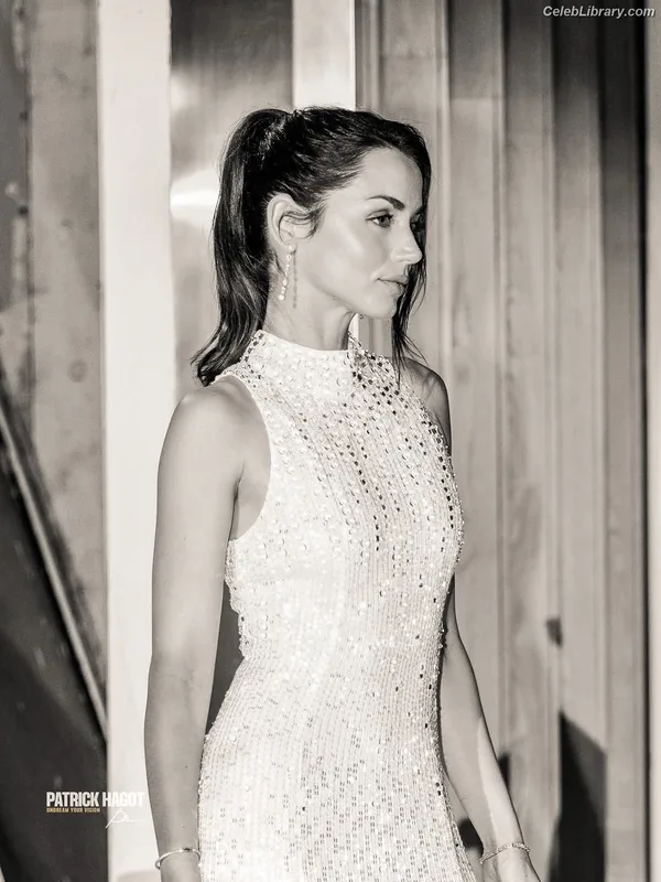 Ana de Armas photo 21 of 3418