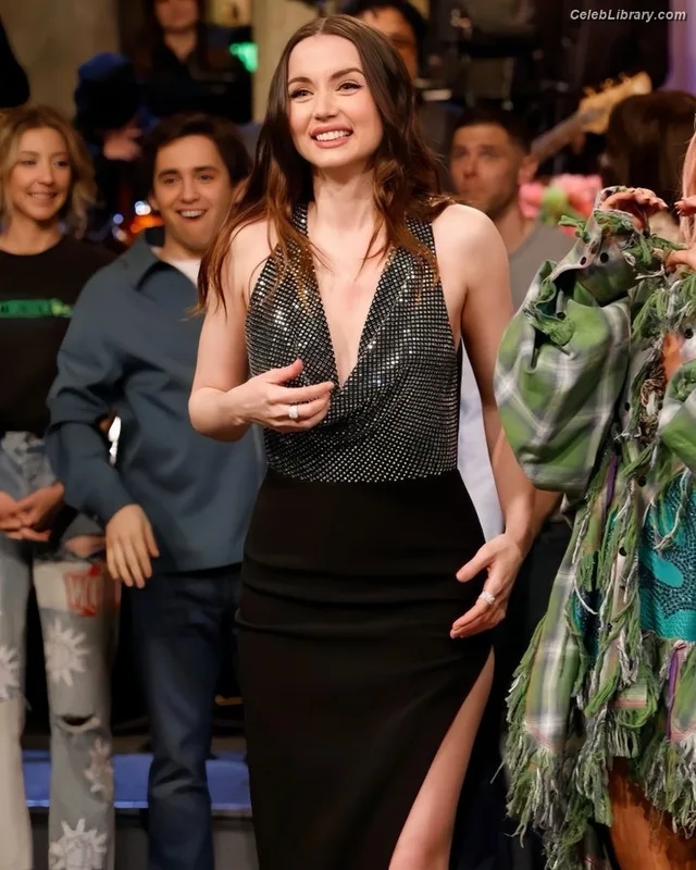 Ana de Armas photo 20 of 3418