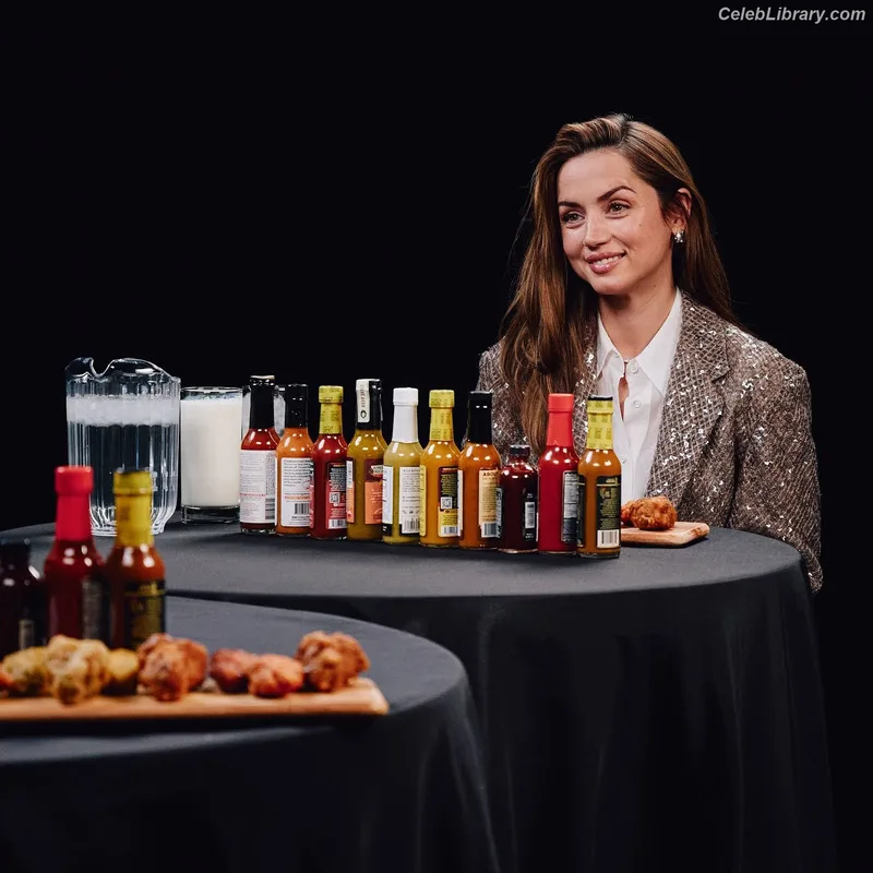 Ana de Armas photo 15 of 3418
