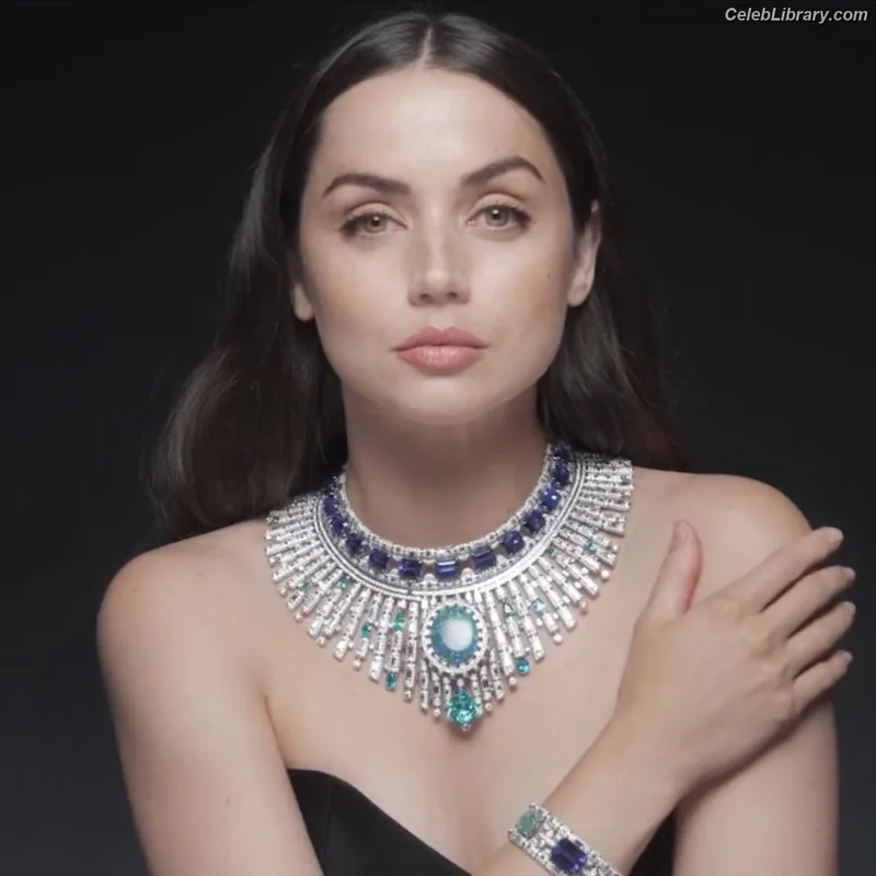 Ana de Armas photo 22 of 3418