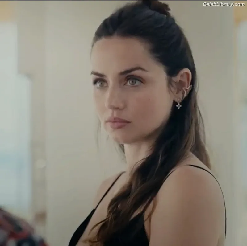 Ana de Armas photo 24 of 3418