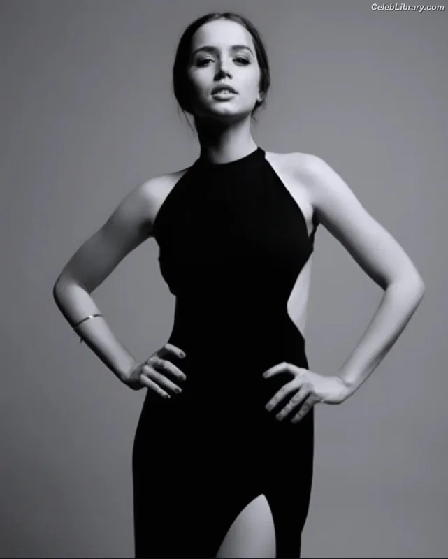 Ana de Armas photo 16 of 3418